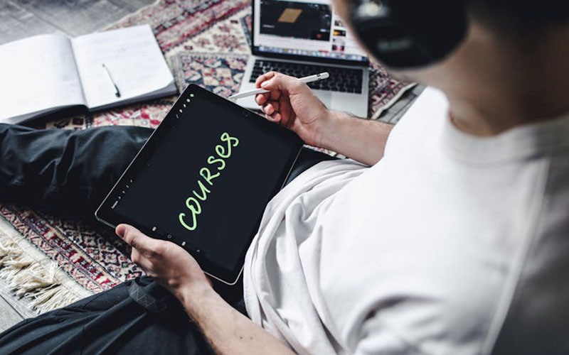 Top 10 in-demand courses in India for 2025